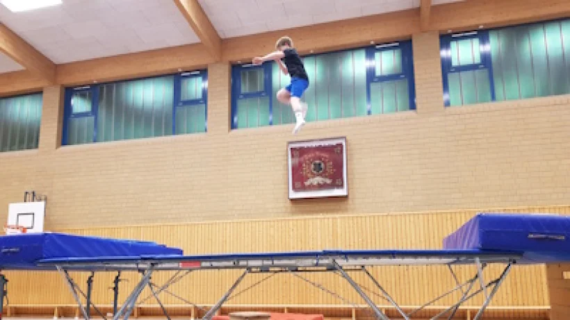 Trampolin